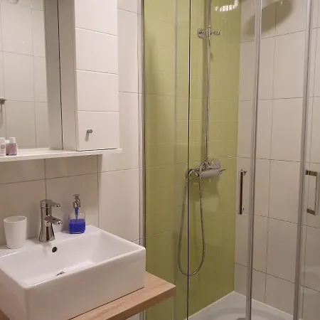 Apartmani Eterović *