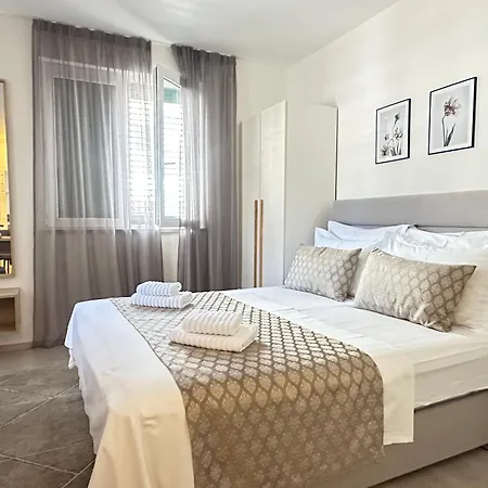 Eterovic * Baška Voda